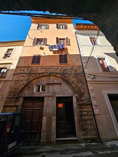 Appartamento trilocale in vendita in Via del Porto Rieti Rieti, Rieti