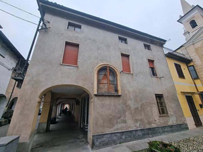Casa quadrilocale in vendita in Corso Italia, Palazzolo Vercellese