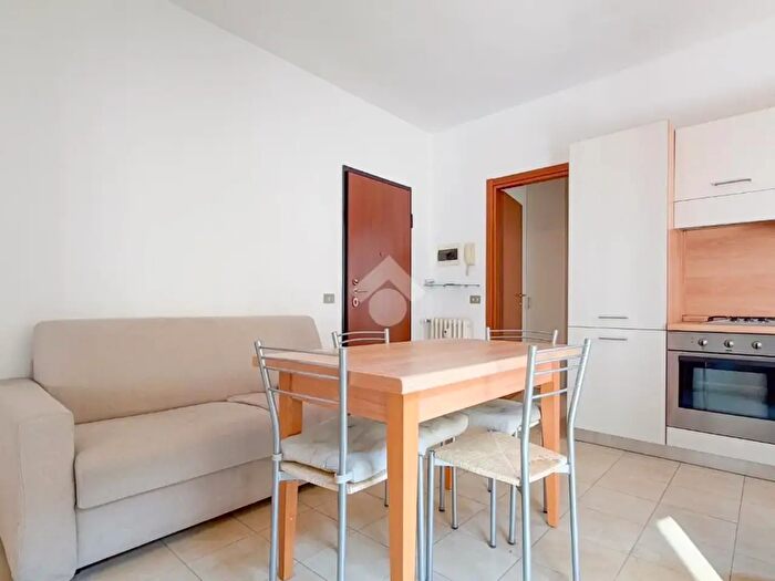 Appartamento bilocale in vendita in Viale Argonne, Milano