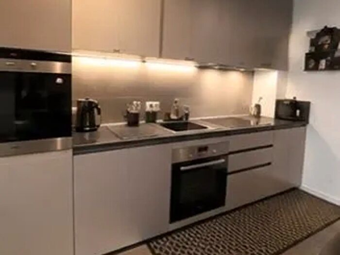 Appartamento trilocale in affitto in Viale Romagna, Milano