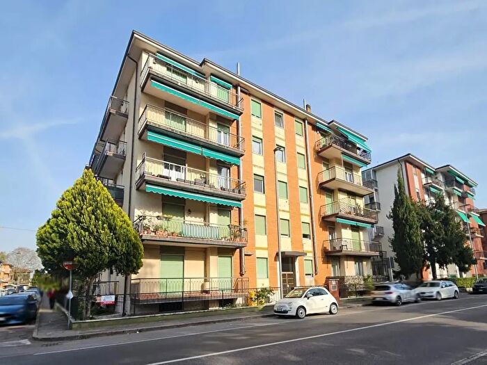 Appartamento quadrilocale in vendita in Via Bonfadio, Verona