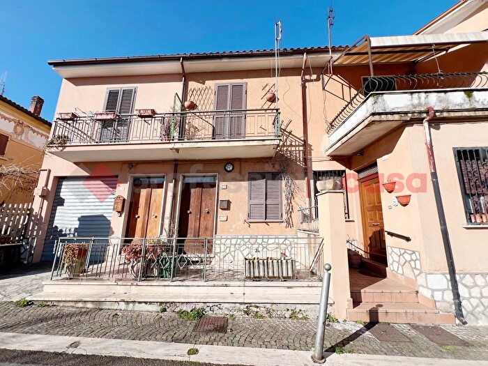 Appartamento quadrilocale in vendita in Via Diociaiuti, Contigliano