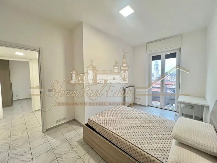 Appartamento bilocale in affitto in Via Console Marcello, Milano