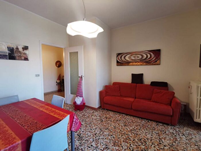 Appartamento trilocale in affitto in Via San Francesco dAssisi, Nichelino