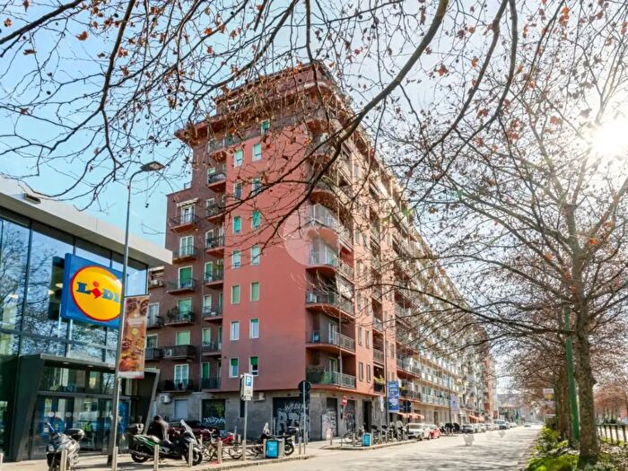 Appartamento bilocale in vendita in Viale Ergisto Bezzi, Milano