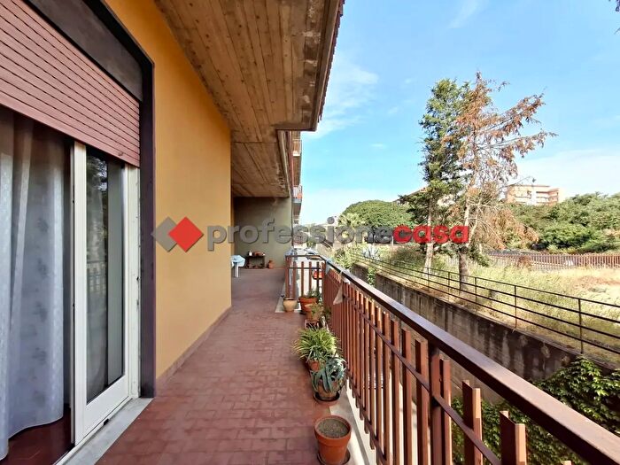 Appartamento con 5 locali in vendita in Via Maestri del Lavoro, Catania