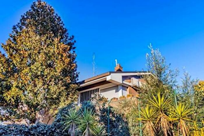 Appartamento bilocale in affitto in Via Francesco Pericoli, Tomba di Nerone, Roma