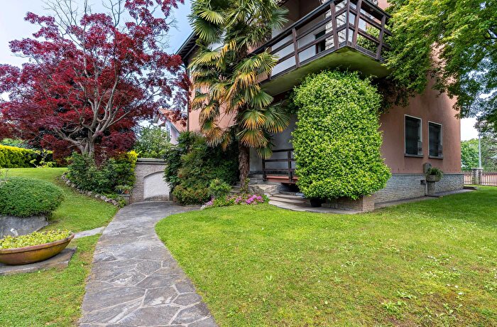 Casa con 12 locali in vendita in Via Municipio, Anzano Del Parco