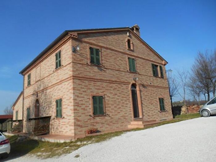 Casa con 6 locali in vendita in Piazza Giuseppe Garibaldi, Maiolati Spontini