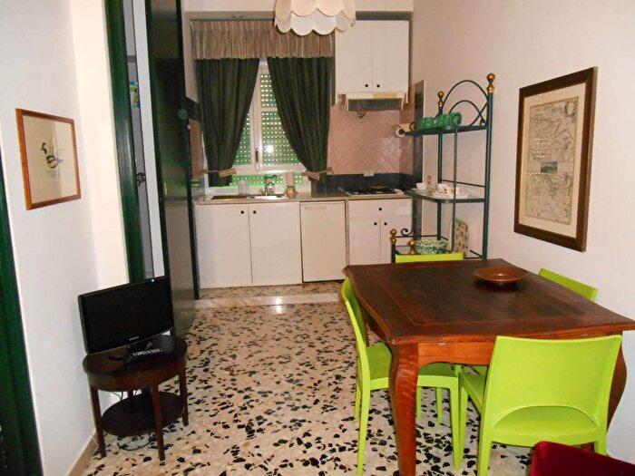 Appartamento bilocale in affitto in Via M T Varrone, Centro, Cassino