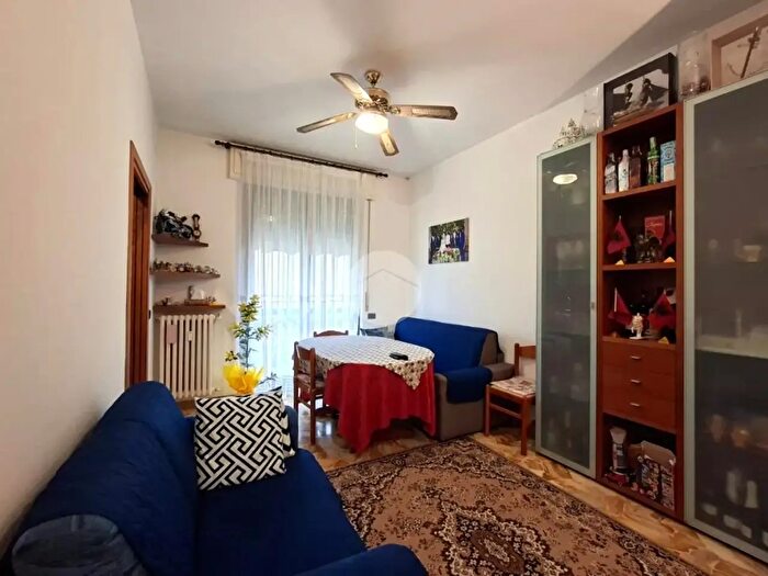 Appartamento trilocale in vendita in Via Giuseppe Mazzini, Sedriano