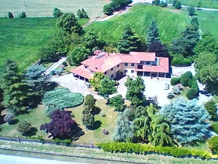 Casa con 6 locali in vendita in Strada Provinciale IsorellaFascia d'Oro, Montichiari