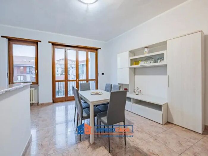 Appartamento trilocale in vendita in Via Camillo Benso di Cavour, Moncalieri