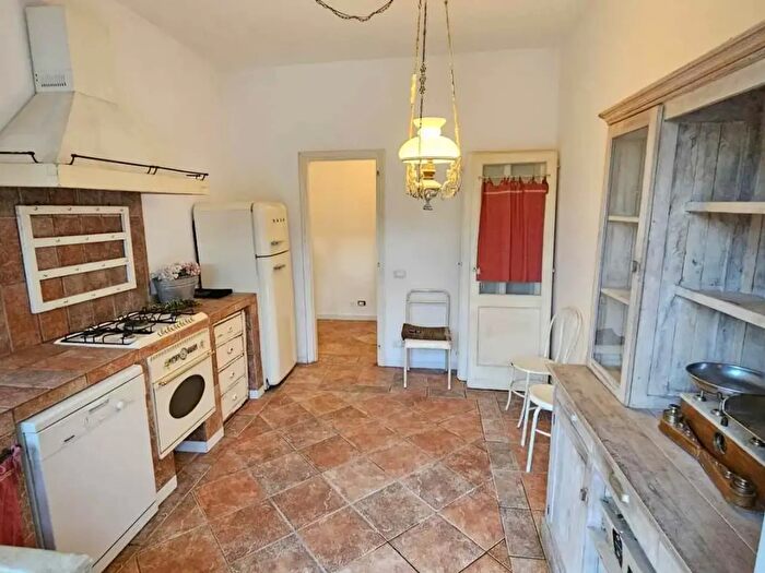 Appartamento quadrilocale in vendita in Massa