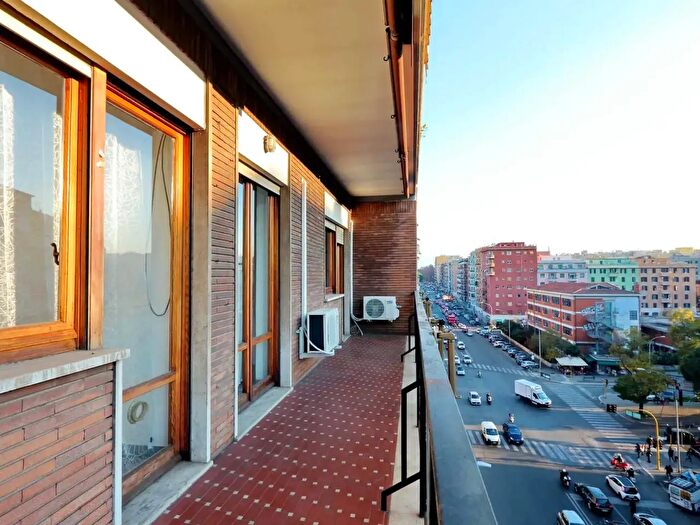 Appartamento in affitto in Via Cerreto di Spoleto, Roma