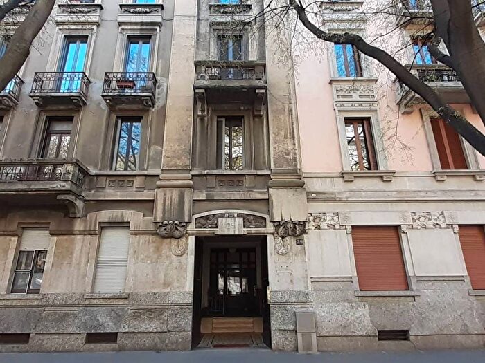 Appartamento bilocale in affitto in via Bartolomeo Eustachi, Morgagni, Milano