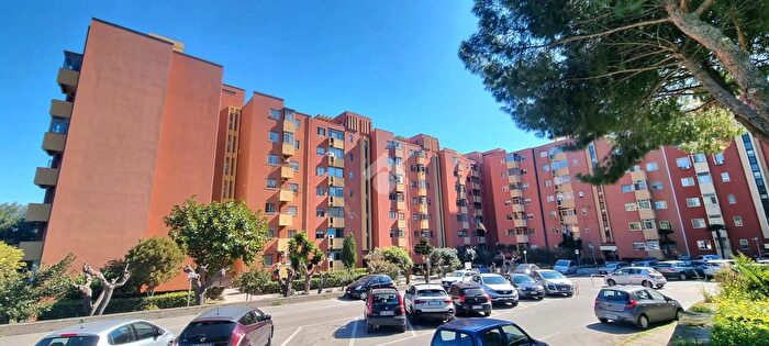 Appartamento trilocale in vendita in Via Magenta, Catanzaro