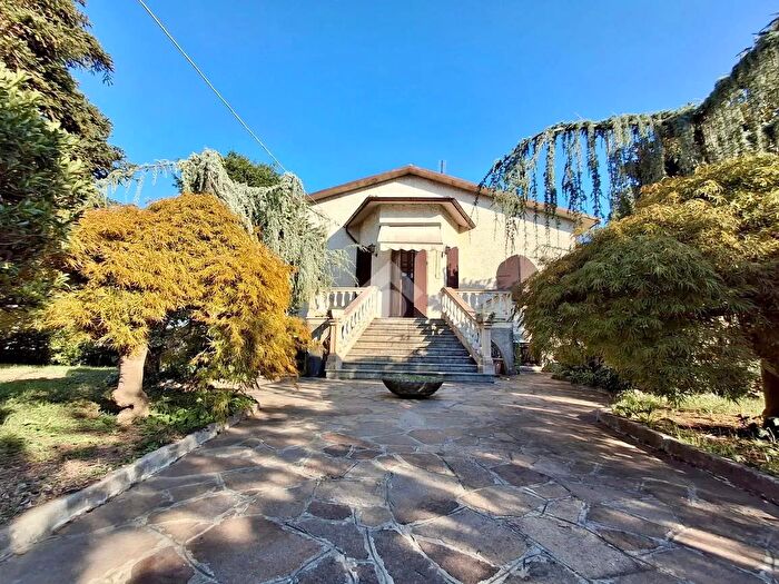 Casa con 5 locali in vendita in Strada Tartaglia, Cadeo