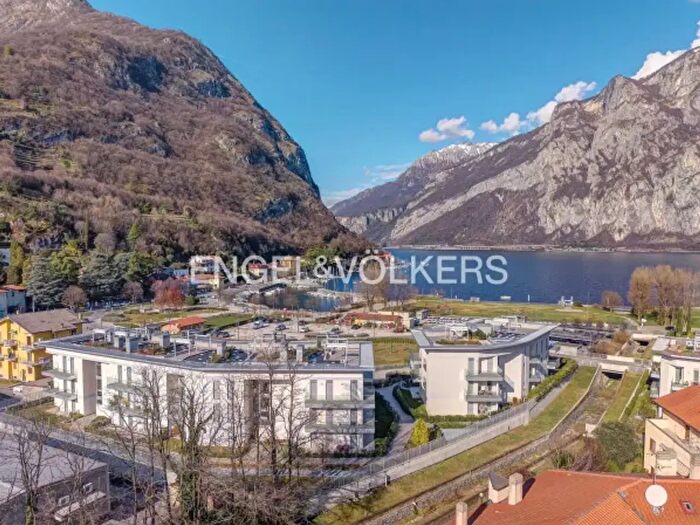 Appartamento quadrilocale in vendita in Valmadrera