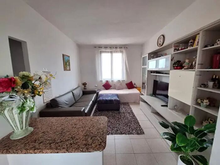 Appartamento trilocale in vendita in Via Fratelli Villani, Garlasco