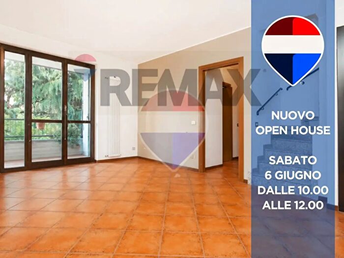 Appartamento trilocale in vendita in Via Gemona, Cernusco Sul Naviglio