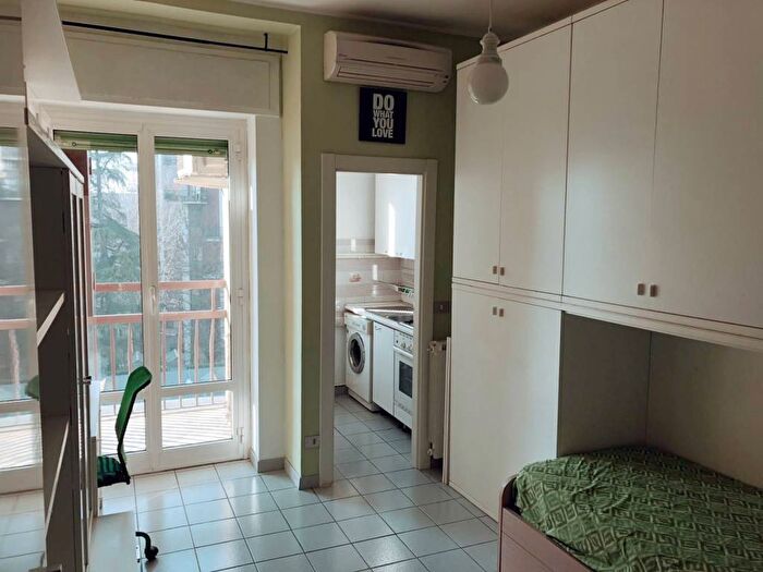 Casa monolocale in affitto in Via Pasquale Paoli, Navigli Darsena, Milano
