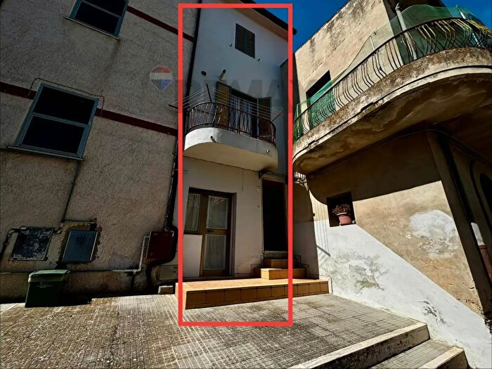 Casa quadrilocale in vendita in Via IV Novembre, San Vito Chietino