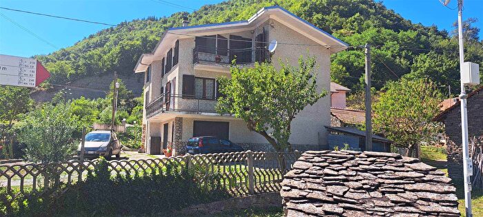 Case in Vendita e in Affitto - 3