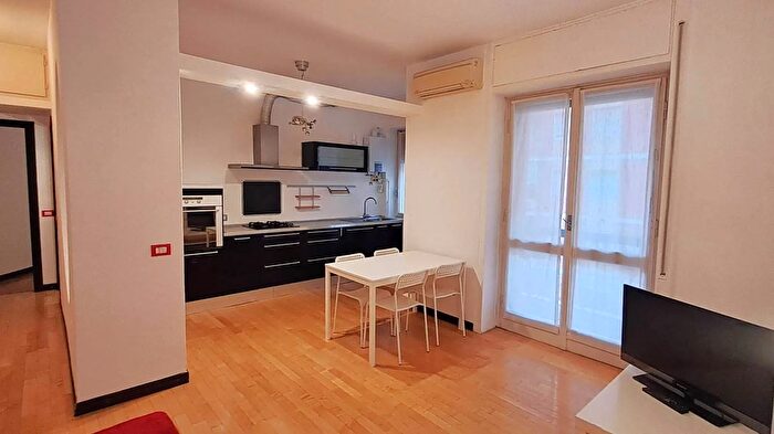 Appartamento bilocale in affitto in Milano Fiera Firenze Sempione Piazza Gramsci, Milano