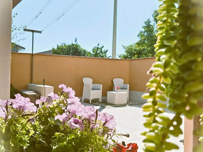 Casa con 6 locali in vendita in Vicopisano