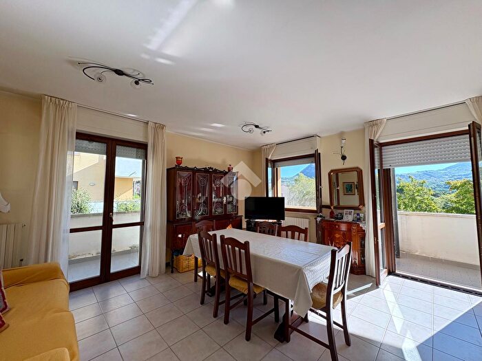 Appartamento trilocale in vendita in Via Aldo Moro, Novafeltria