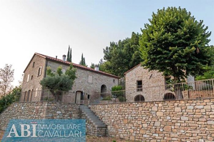 Casa con 6 locali in vendita in Via Cordigiani, Marradi