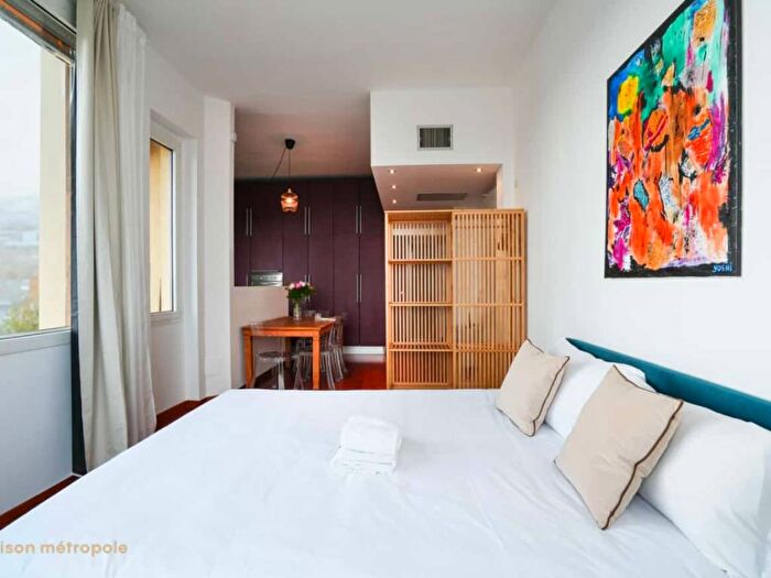 Appartamento trilocale in affitto in Via Antonio Bertola, Piazza Solferino, Torino