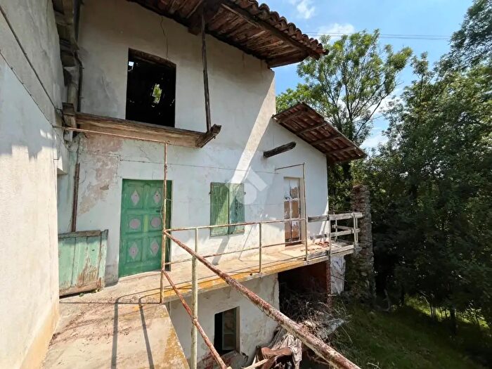 Casa bilocale in vendita in Via Castellamonte, Castelnuovo Nigra