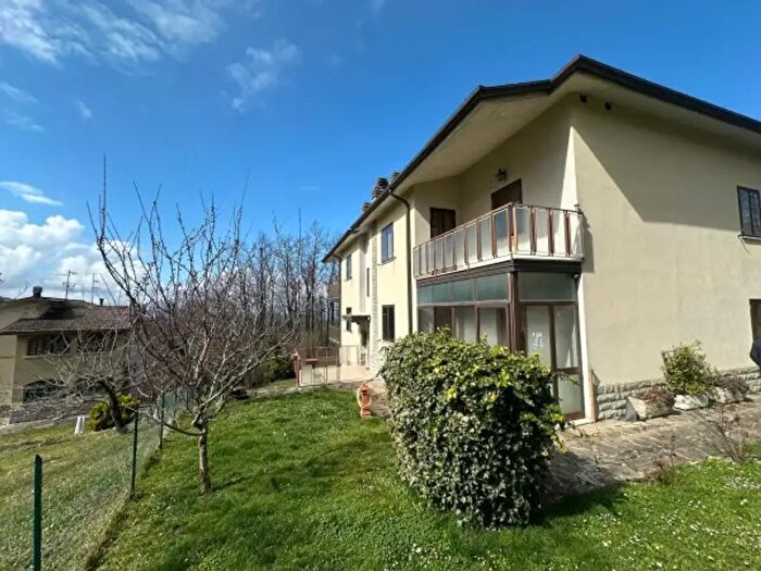 Appartamento quadrilocale in vendita in Via Romana Antica, San Benedetto Val Di Sambro