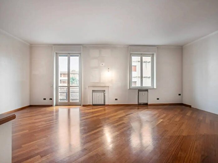 Appartamento con 5 locali in vendita in Viale Vittorio Emanuele, Bergamo