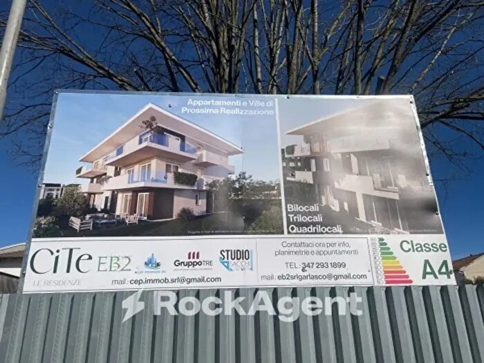 Appartamento trilocale in vendita in Via San Pietro, Garlasco