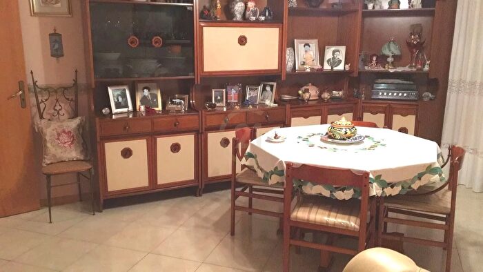 Appartamento trilocale in vendita in Mascalucia