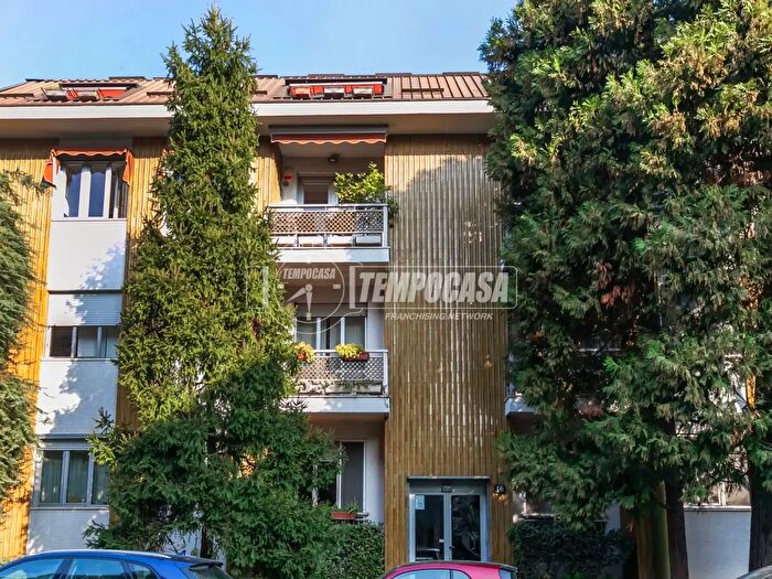 Appartamento quadrilocale in vendita in Via Privata Renato Birolli, Milano