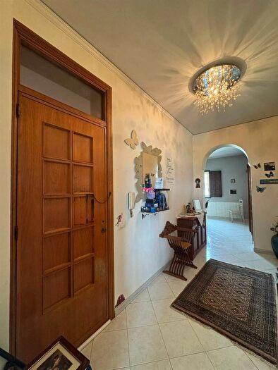 Appartamento con 5 locali in vendita in Trapani