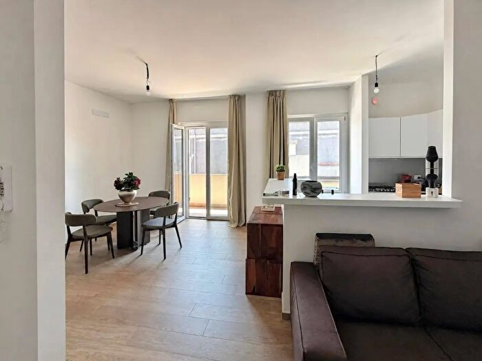 Appartamento trilocale in vendita in Via Cilea, Quartu Sant'Elena