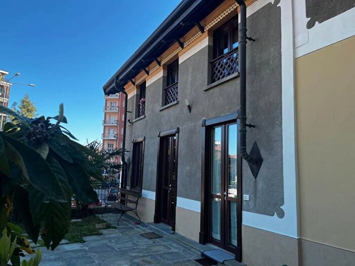 Appartamento quadrilocale in affitto in Piazza Rossi di Montelera, Centro, Pianezza