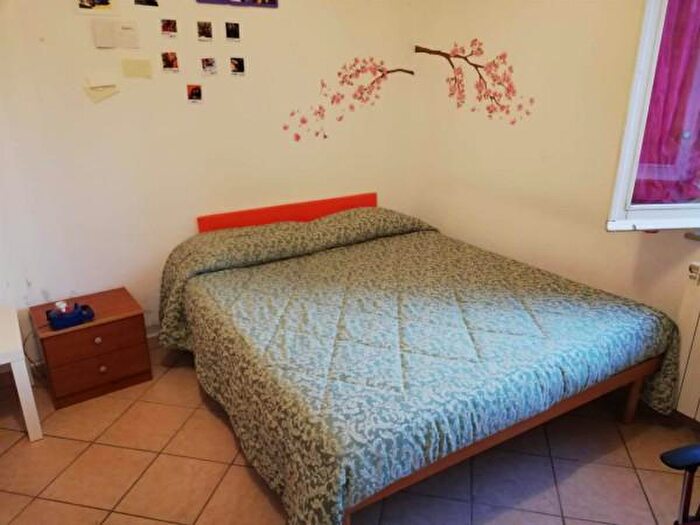 Appartamento con 5 locali in vendita in Via Fontanoni, Urbino