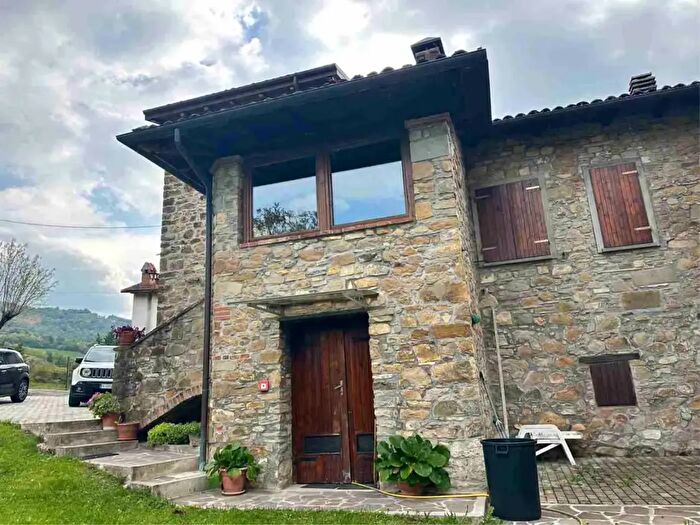 Appartamento trilocale in vendita in Monzuno Loc Piane, Monzuno