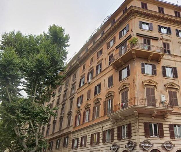 Appartamento trilocale in affitto in Via Merulana, Esquilino, Roma