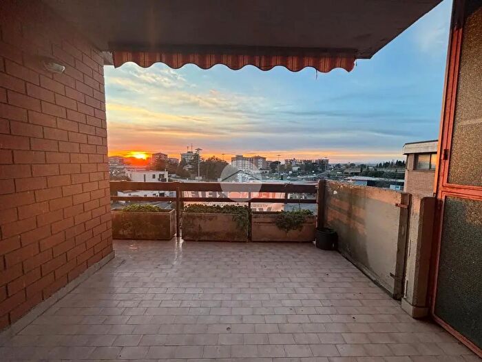 Appartamento con 5 locali in vendita in Via della Palazzina, Viterbo