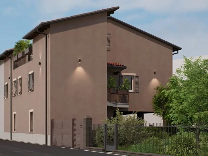 Appartamento con 6 locali in vendita in Via Don G Moioli, Paratico