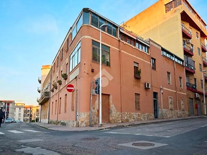 Appartamento quadrilocale in vendita in Via Malfidano, Cagliari