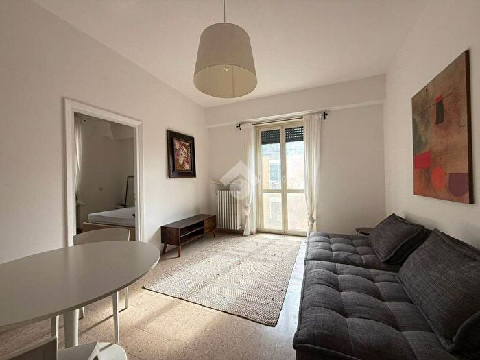 Appartamento trilocale in affitto in Via Turchia, Euclide, Roma