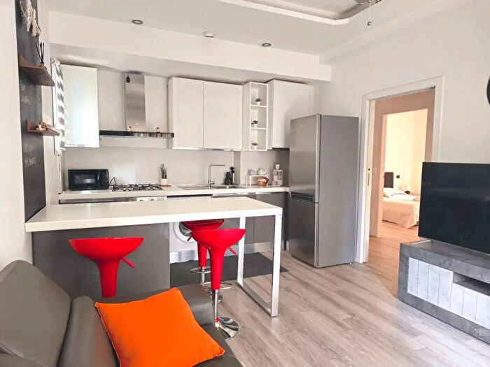 Appartamento trilocale in vendita in Viale Porto Palos, Rimini